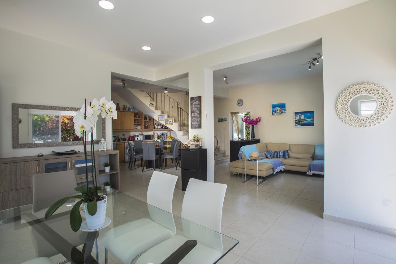 Villa Elias Айя Напа Екстериор снимка