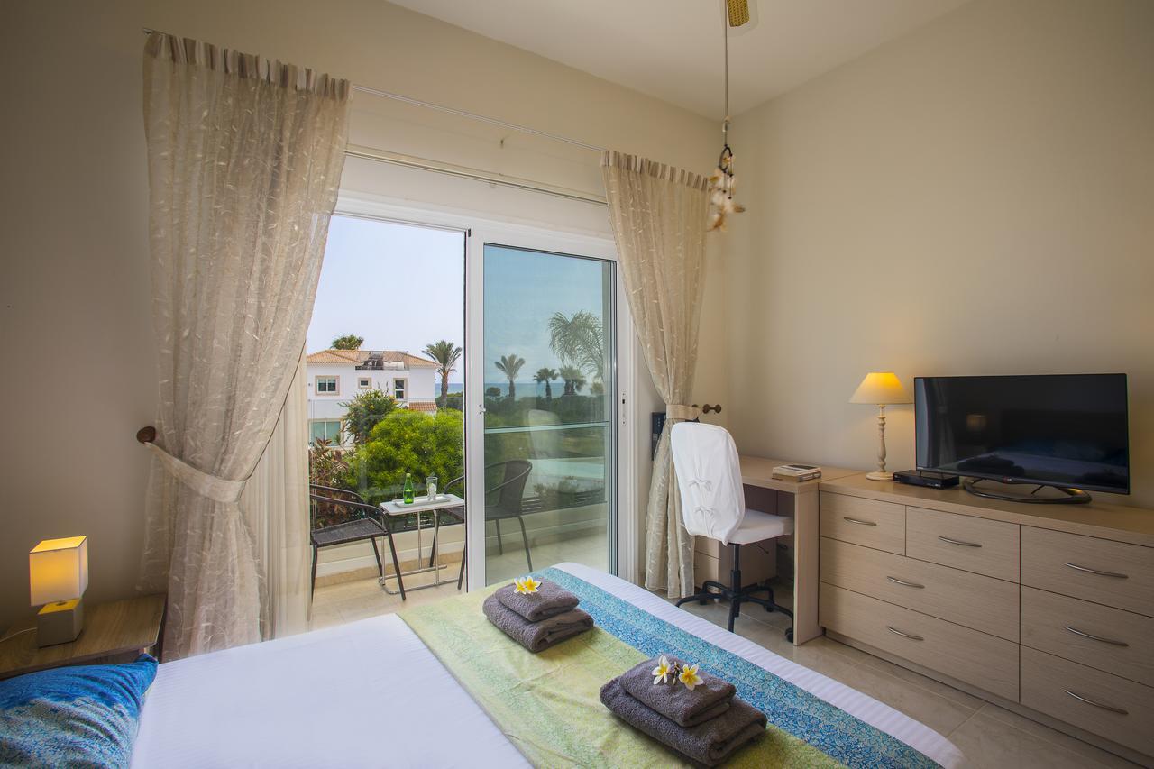 Villa Elias Айя Напа Екстериор снимка