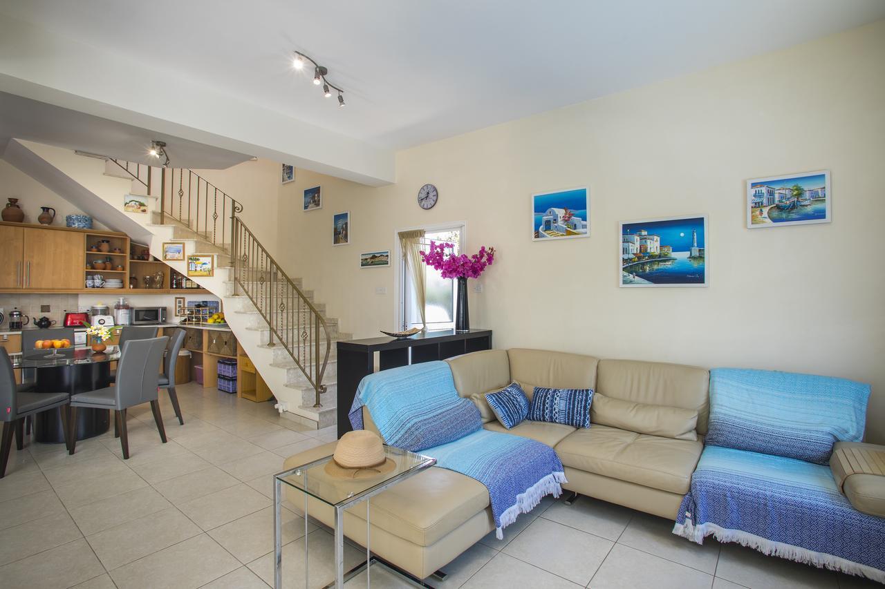 Villa Elias Айя Напа Екстериор снимка