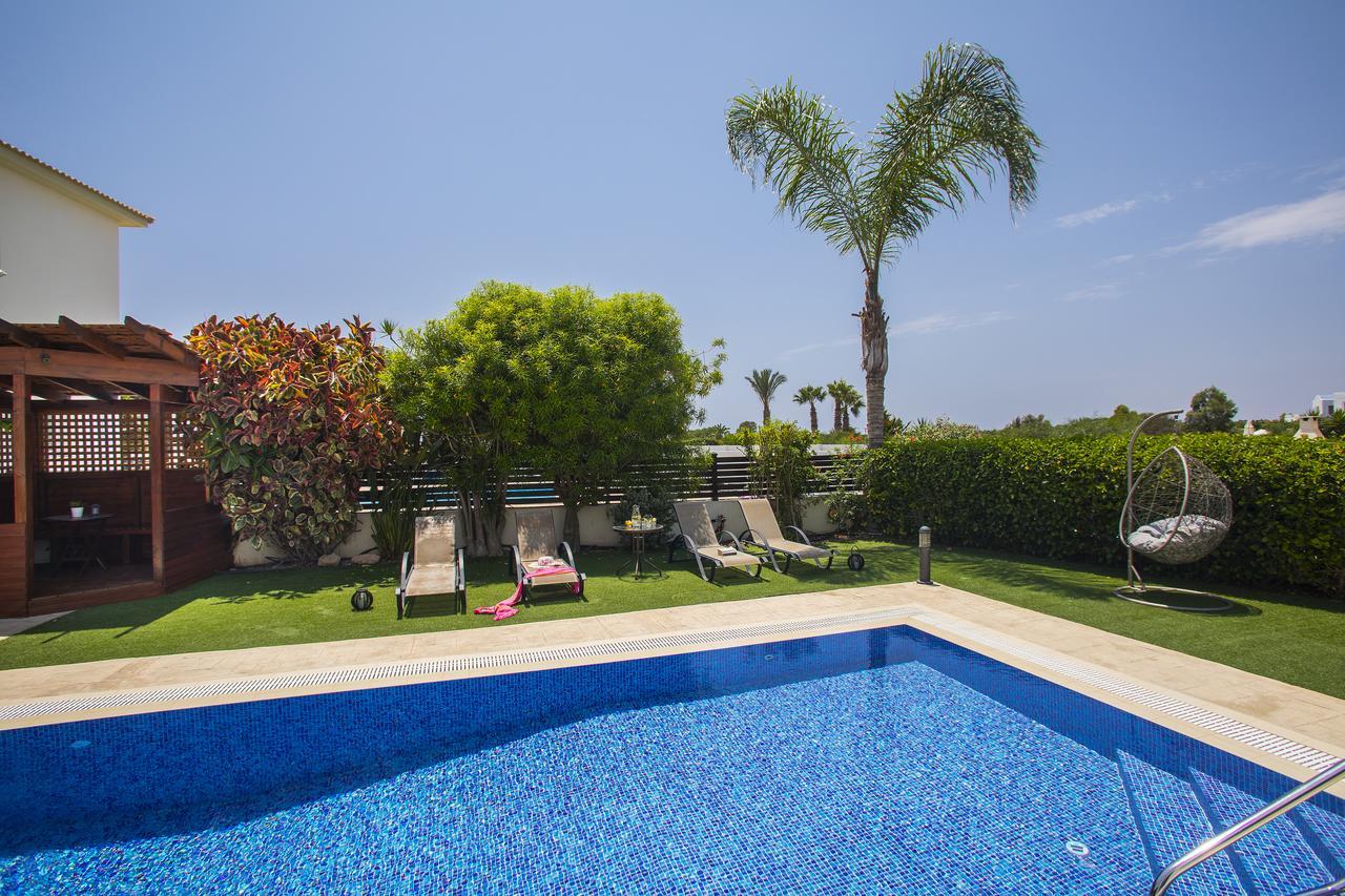 Villa Elias Айя Напа Екстериор снимка