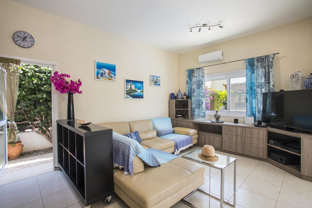 Villa Elias Айя Напа Екстериор снимка
